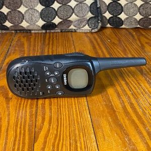 Uniden Walkie Talkie Model GMR635-2CK